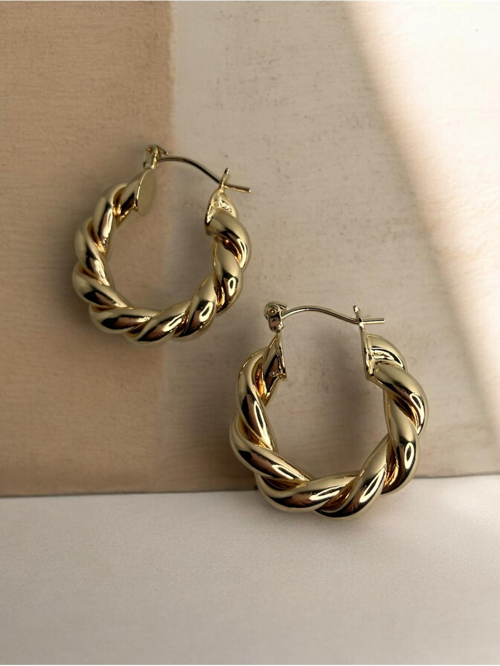 14K Gold Plated Twisted Hoop Earrings 25mm | Small Rope Hoops mmm